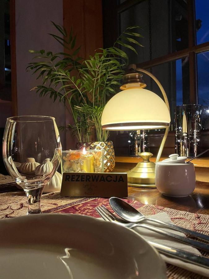Hotel Tyrol I Restauracja Zycie Gruzji Osielsko Kültér fotó