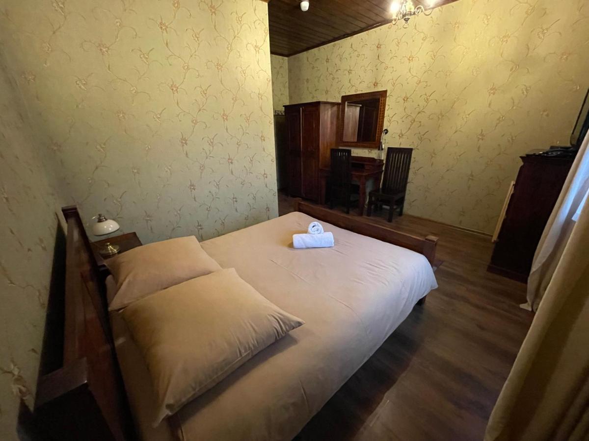 Hotel Tyrol I Restauracja Zycie Gruzji Osielsko Kültér fotó